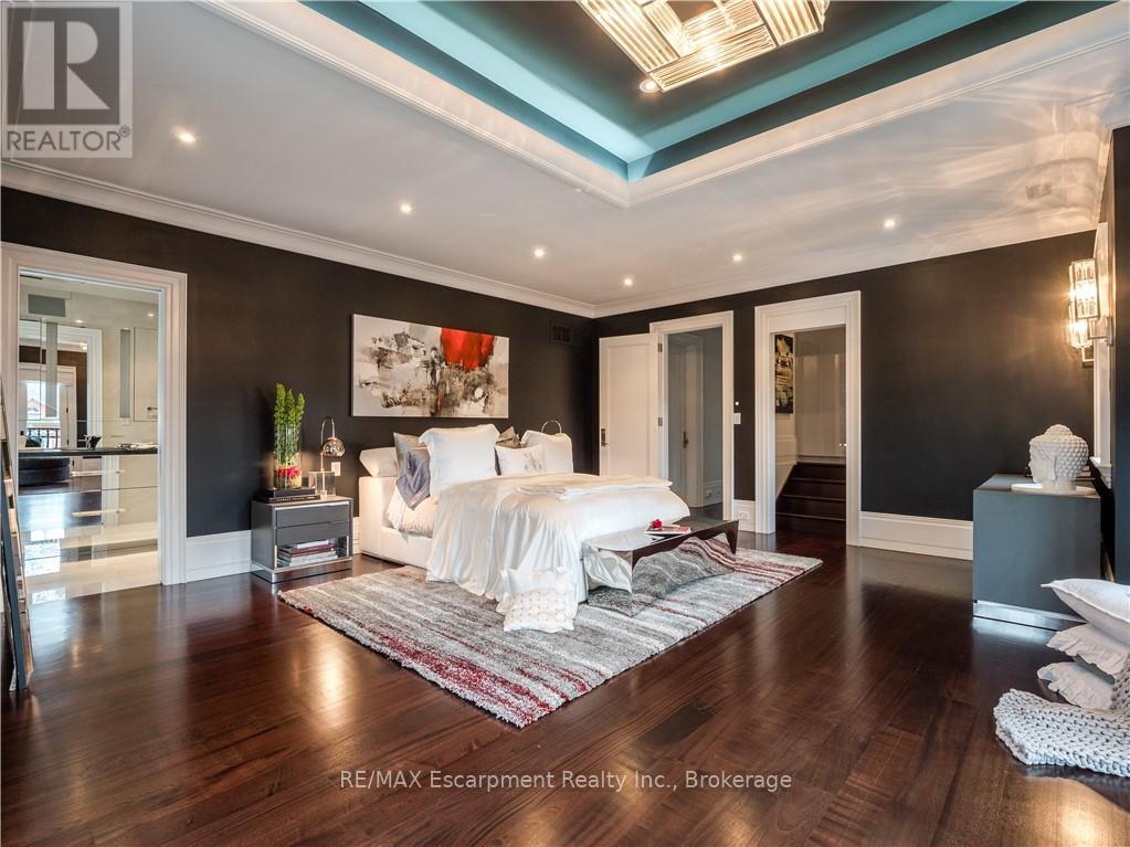 15 CHARTWELL ROAD - 13