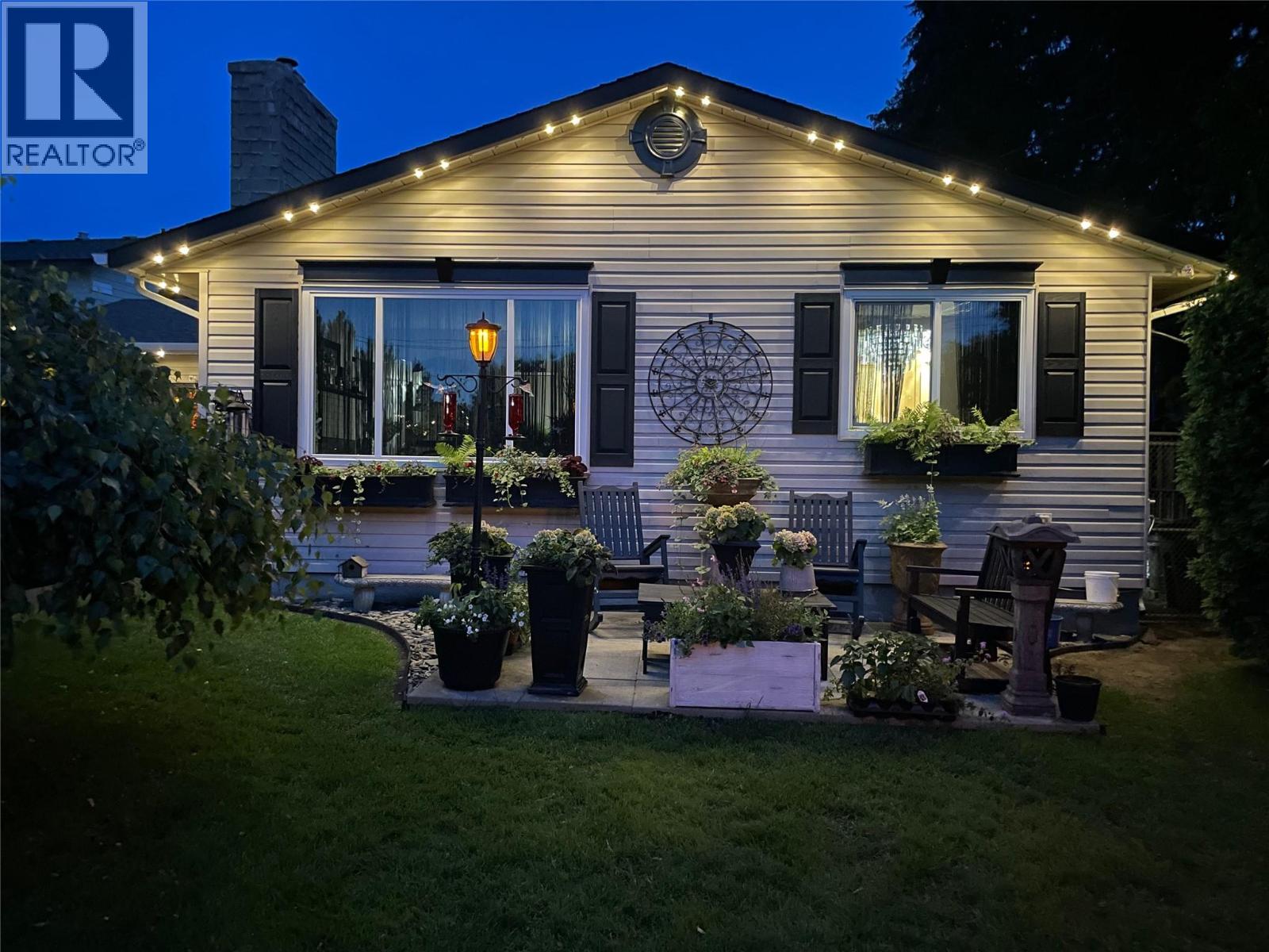 621 Lyne Road - 41