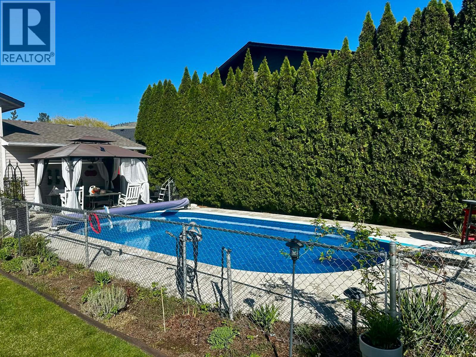 621 Lyne Road - Image 3