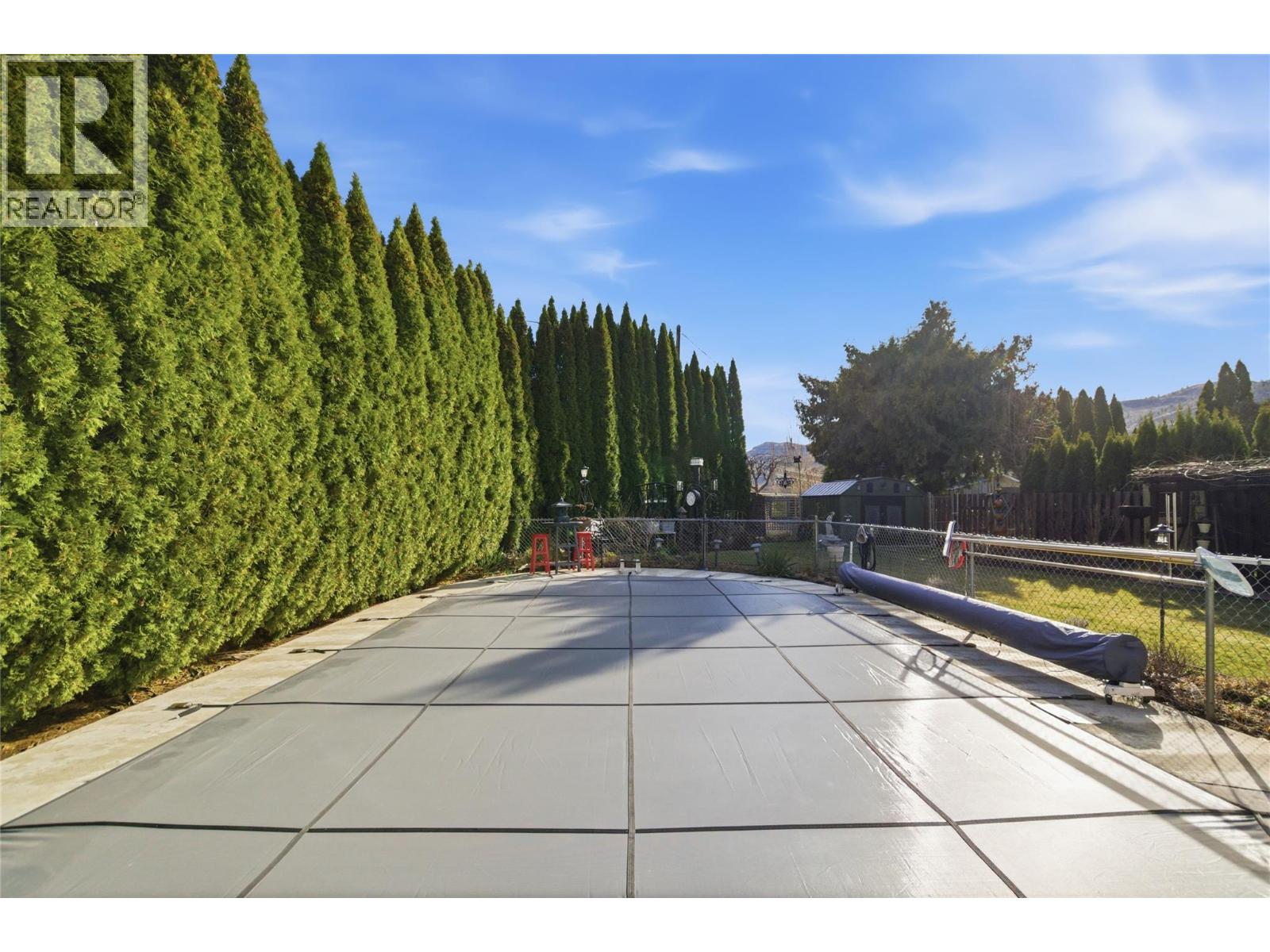 621 Lyne Road - 55