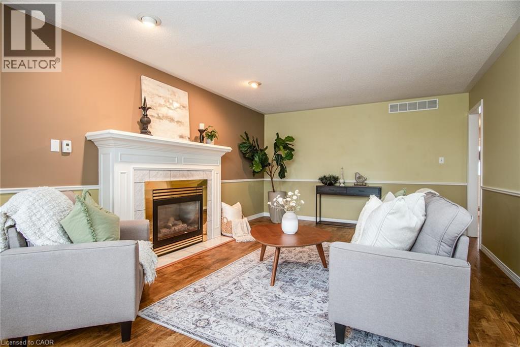 372 GATESTONE Boulevard - 11