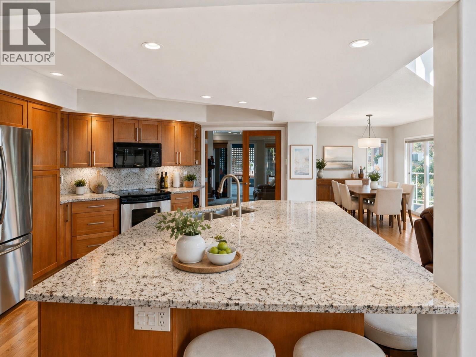 1988 Dewdney Road, Kelowna