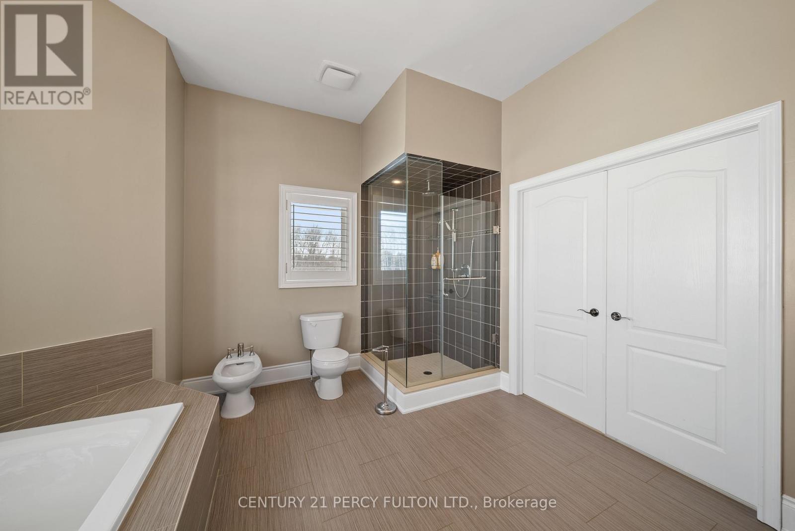 5121 TOM THOMSON COURT — photo 31