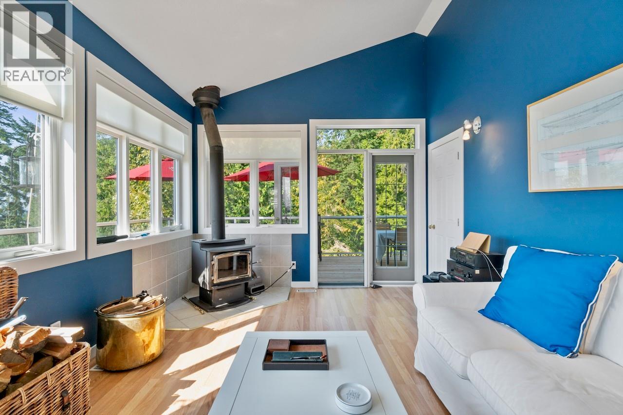 7660 Lichen Road - 7