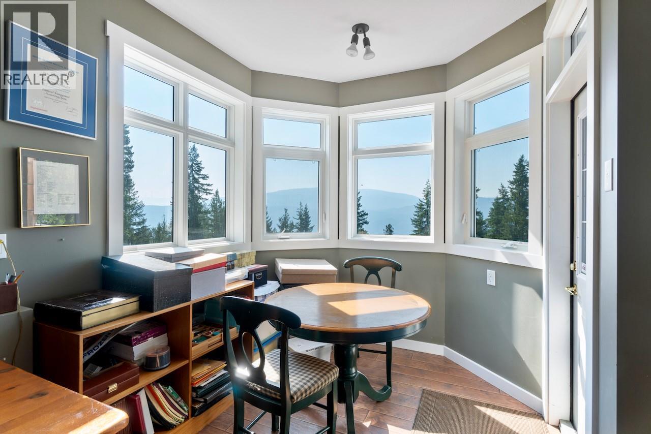 7660 Lichen Road - 32