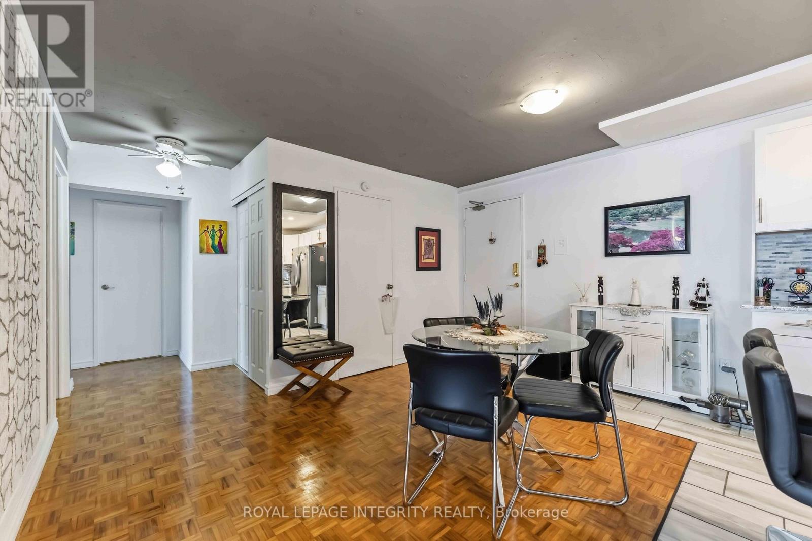 1506 - 158 B MCARTHUR AVENUE — photo 15