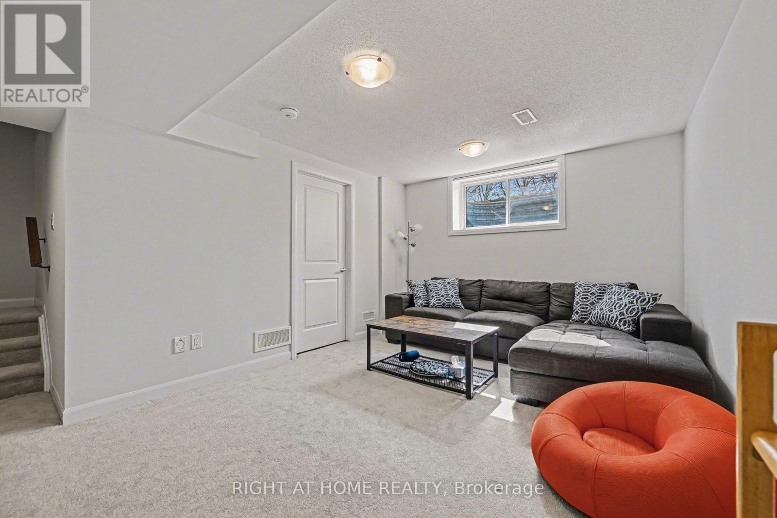 112 ATTWELL PRIVATE - 20