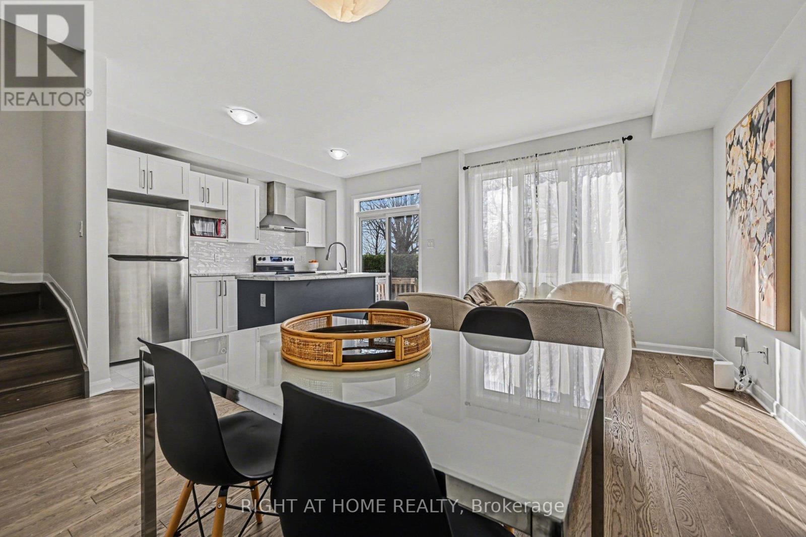 112 ATTWELL PRIVATE - 6