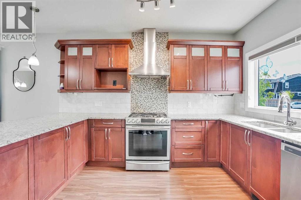 5 Red Embers Row NE - 33