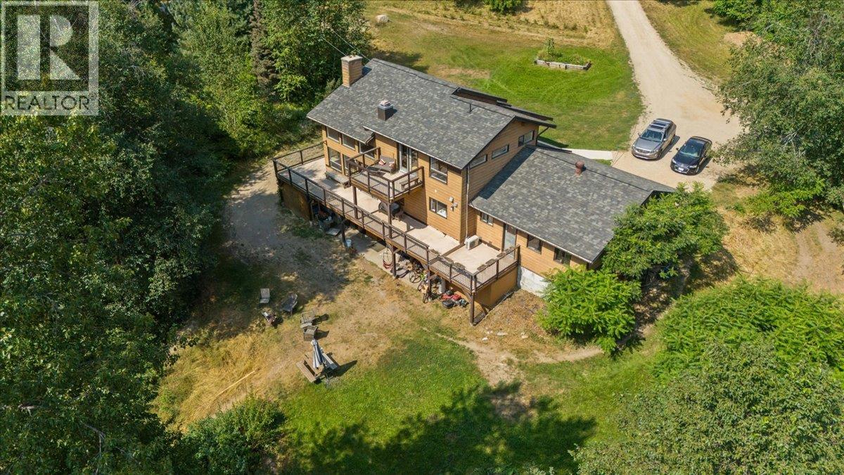 6172 SLOCAN RIVER Road - 8