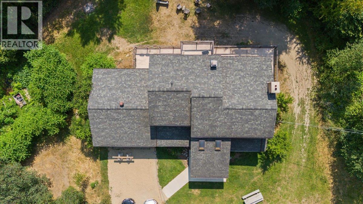 6172 SLOCAN RIVER Road - 15