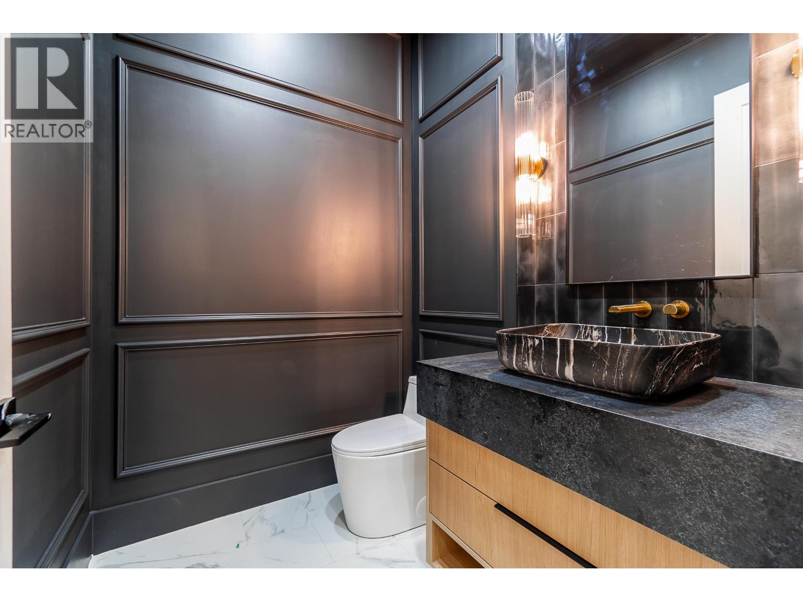 882 ENGLISH BLUFF Road, Delta