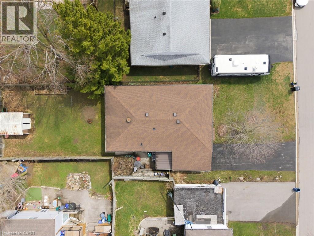 13 GREENWOOD Drive, New Hamburg, Ontario, N3A1L1 — Photo 33