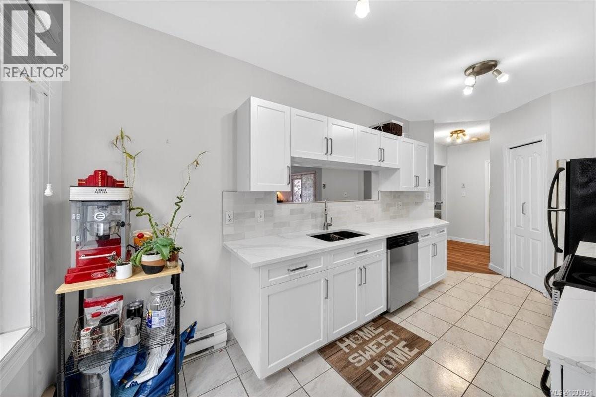 #216 50 SONGHEES Rd - 11