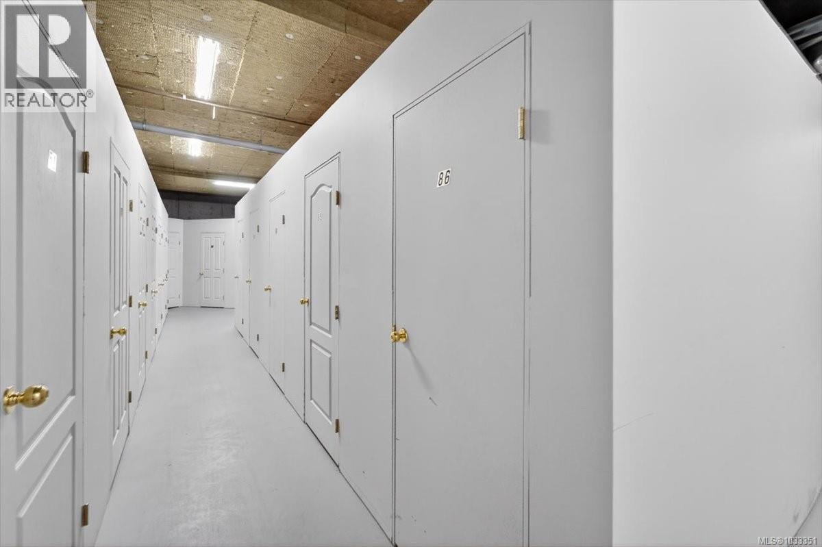 #216 50 SONGHEES Rd - 34