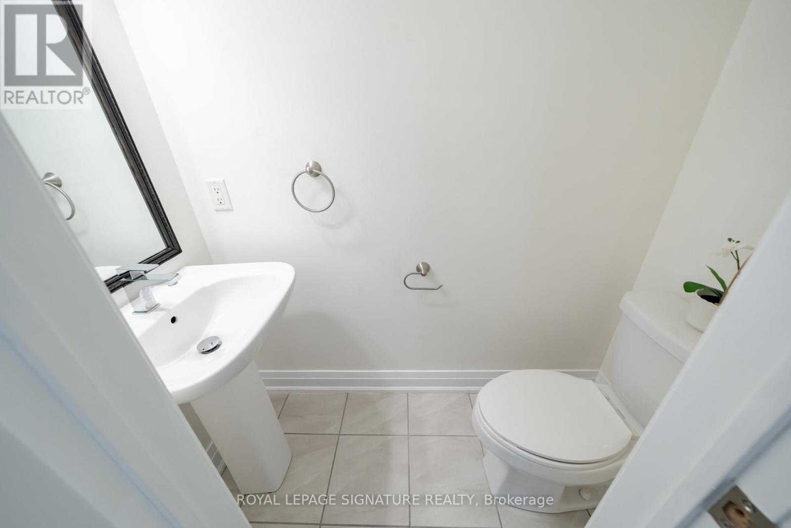 #13 11 ELDORA AVENUE - 20