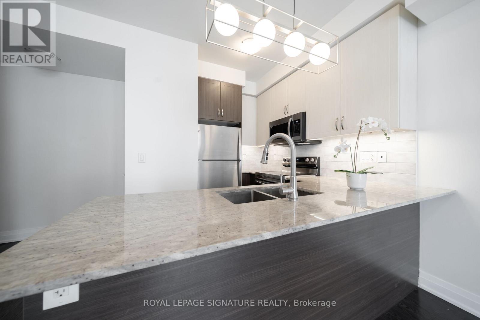 #13 11 ELDORA AVENUE - 16