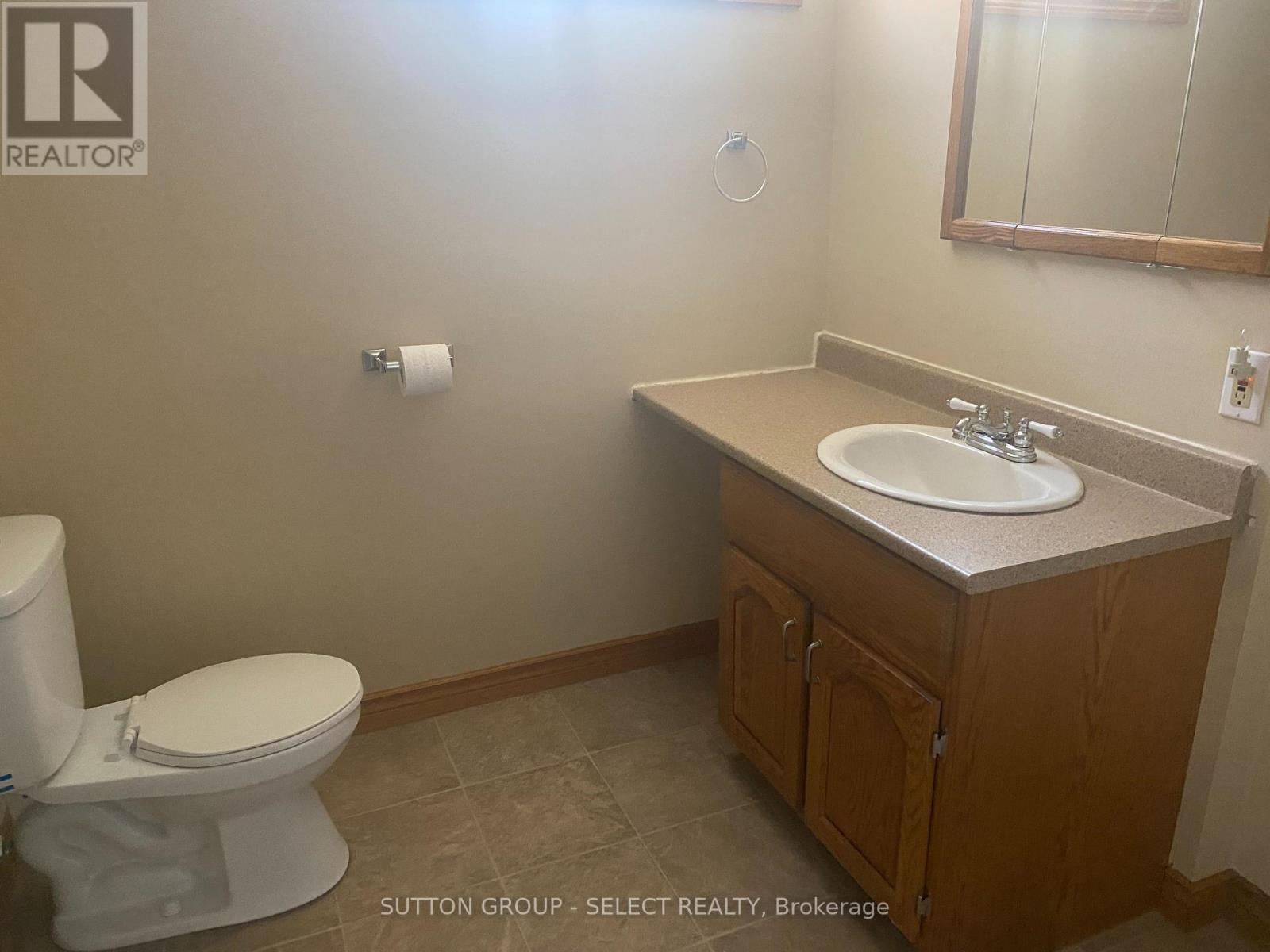 7 ARVA COURT, Strathroy-Caradoc (NW), Ontario, N7G3R5 — Photo 22