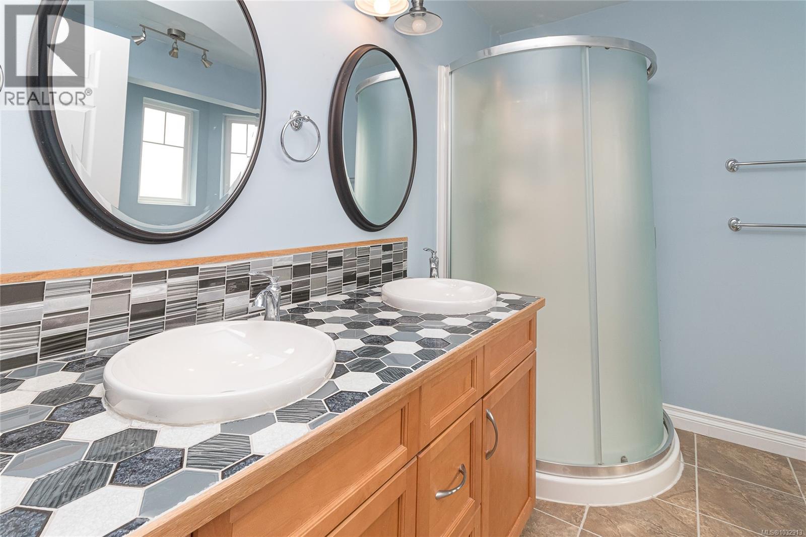  24 Vickery Road, View Royal