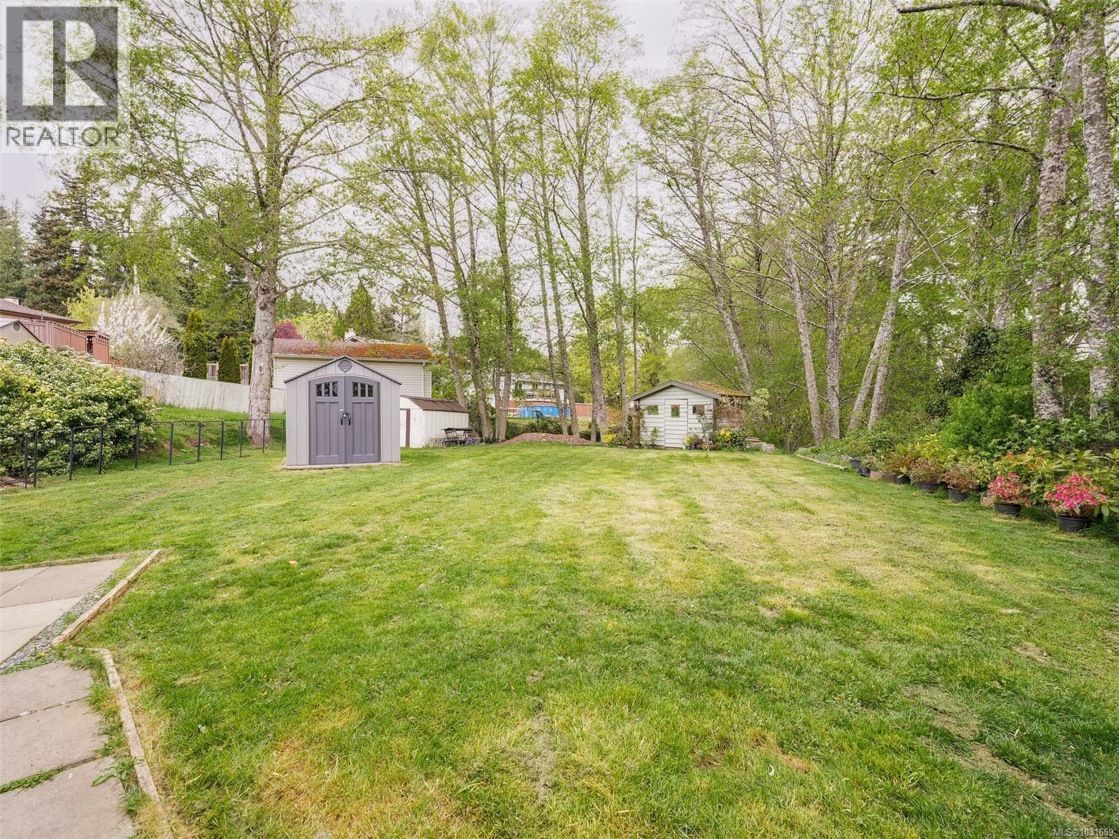  6894 Beaton Road, Sooke