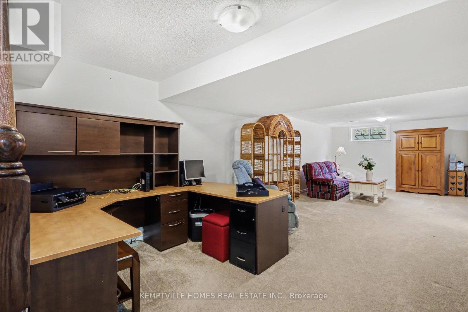 171 ROYAL LANDING GATE - 19