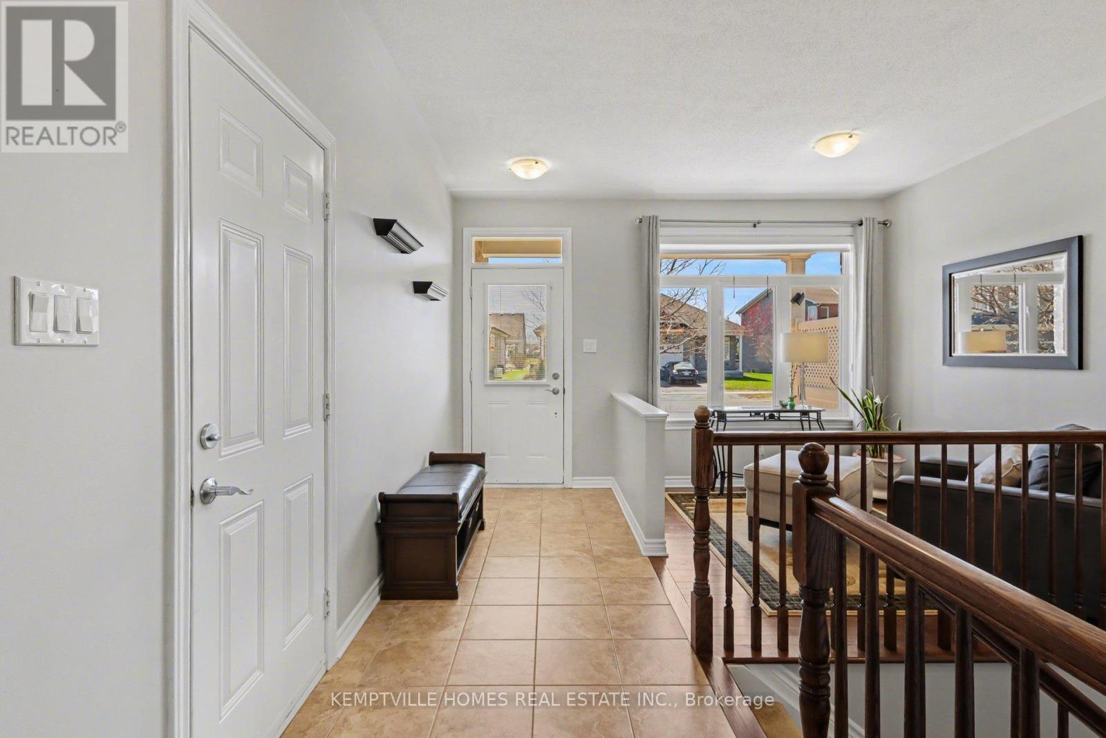 171 ROYAL LANDING GATE - 4