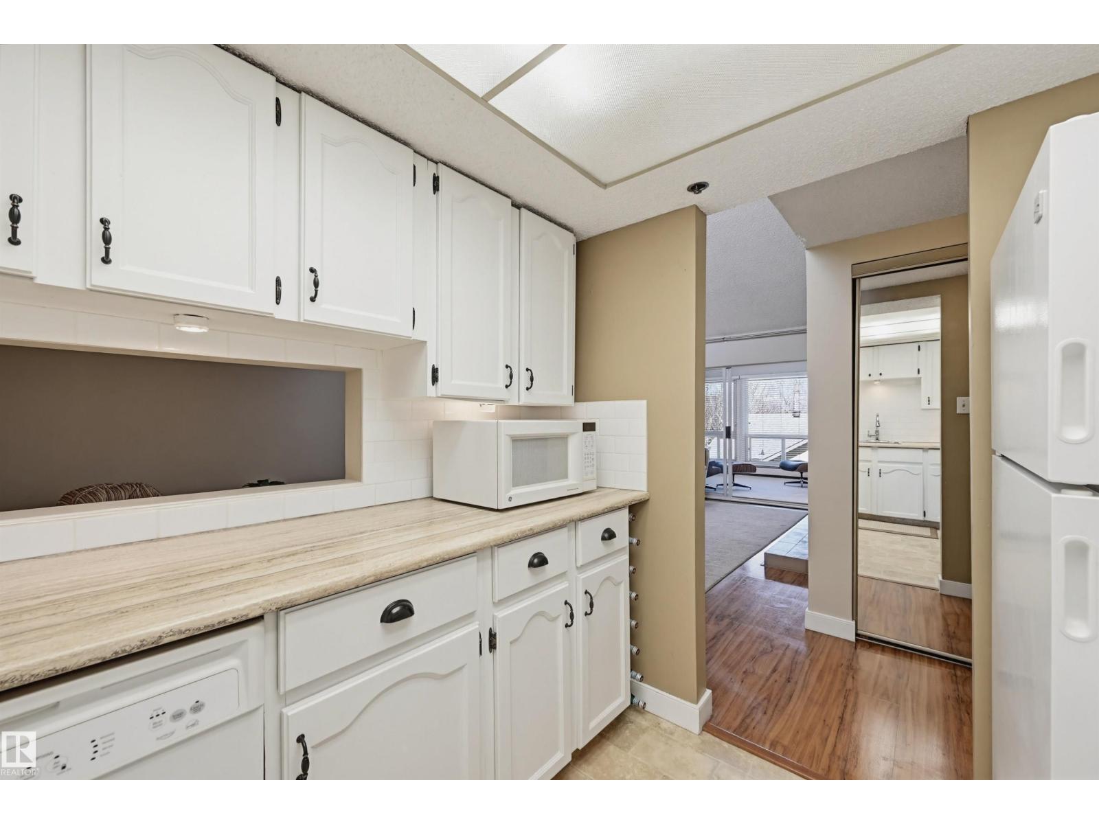 #403 10171 119 ST NW, Edmonton