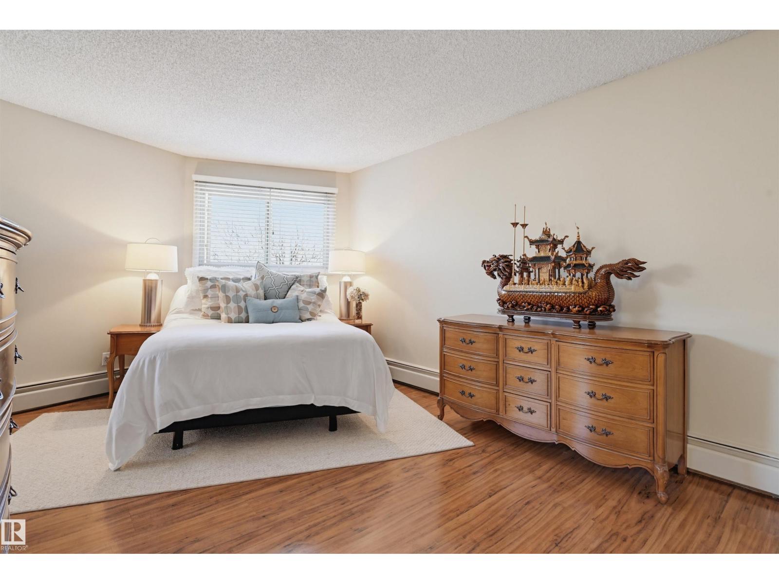 #403 10171 119 ST NW, Edmonton