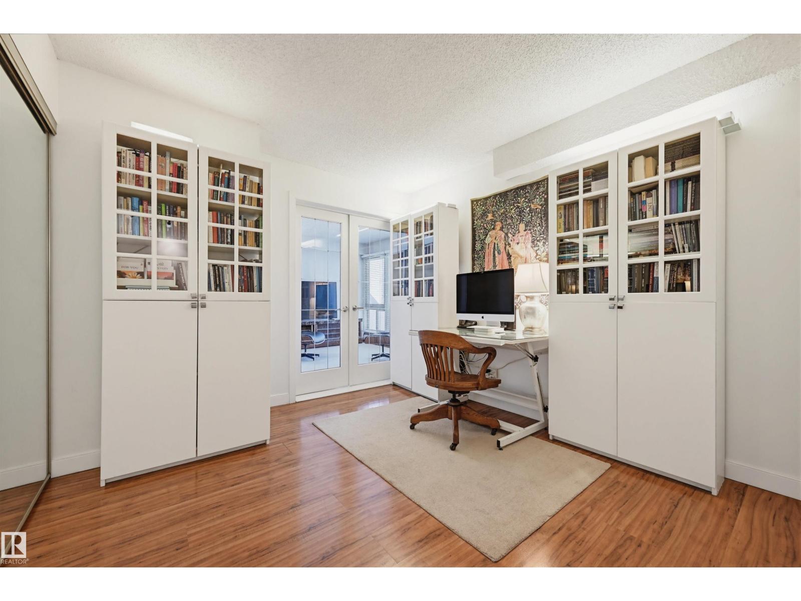 #403 10171 119 ST NW, Edmonton