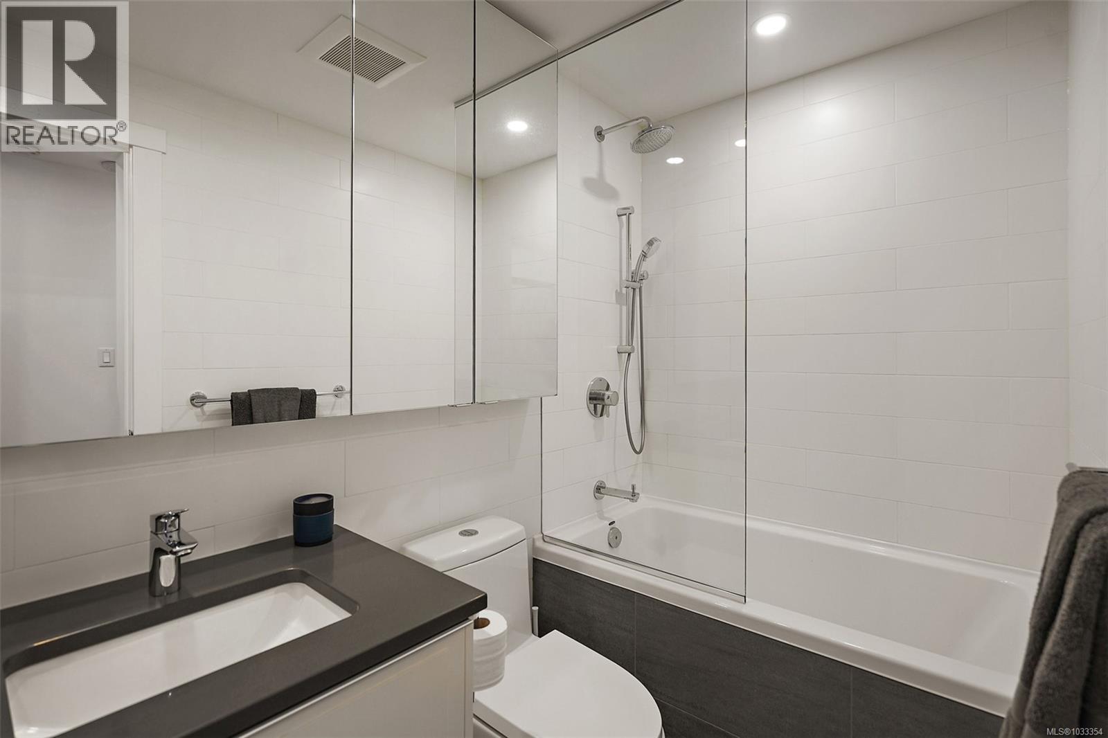 #1106 777 Herald St - 18