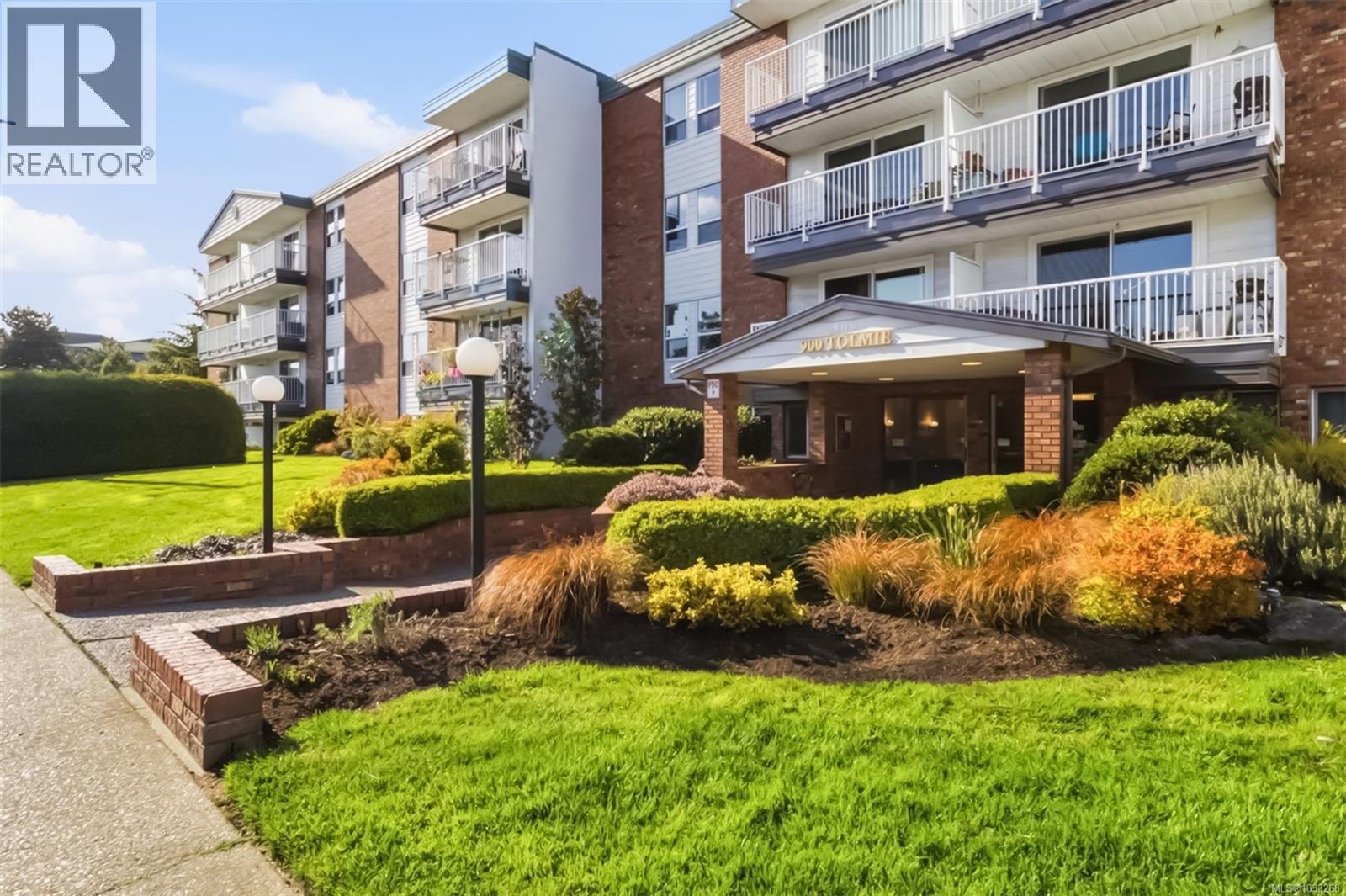 305 900 Tolmie Avenue, Saanich