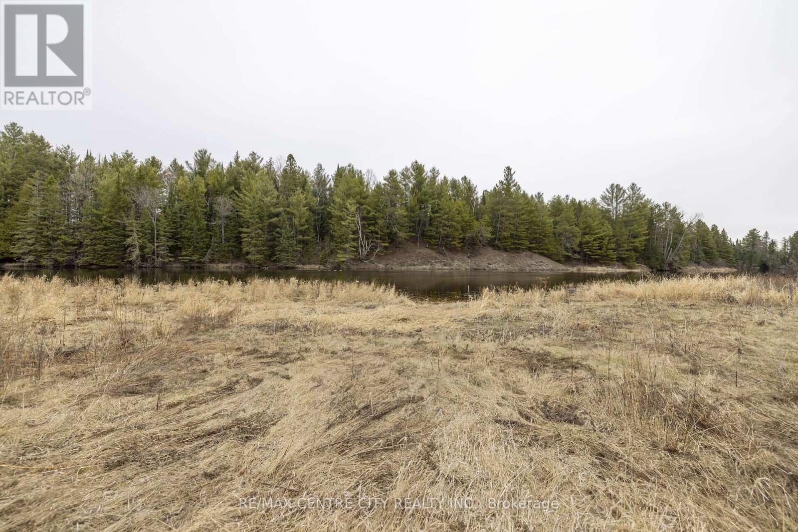 1998 SOUTH MCNAUGHTON ROAD W Property Photo