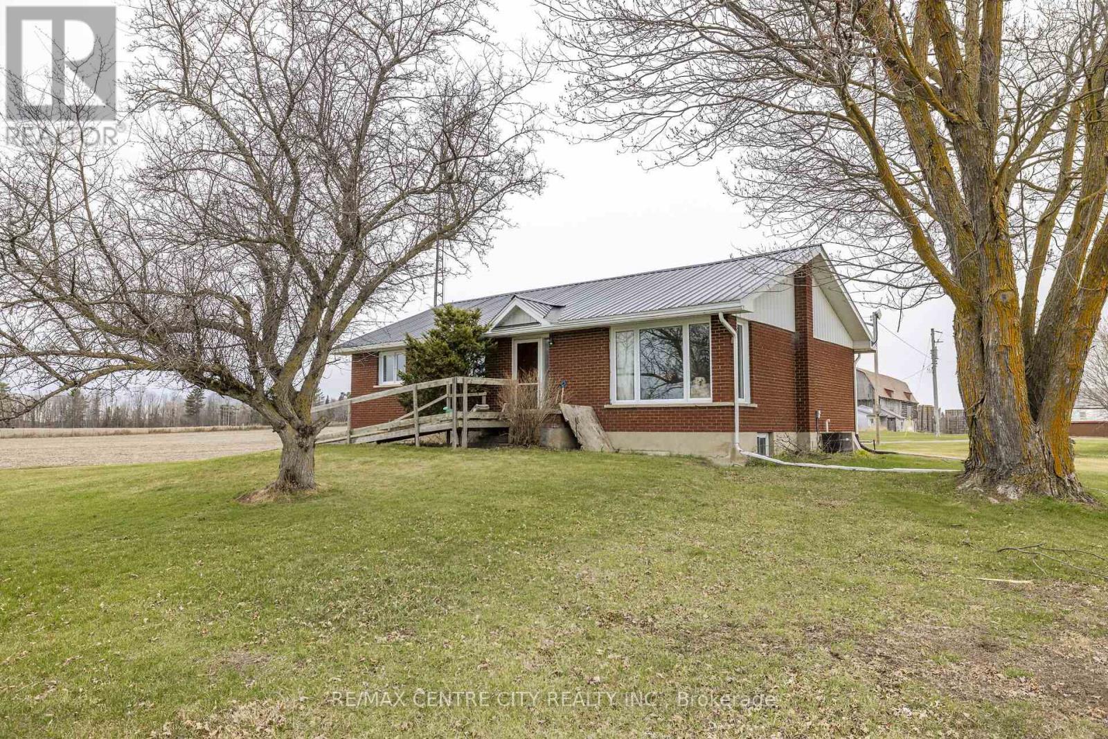 1998 SOUTH MCNAUGHTON ROAD W Property Photo