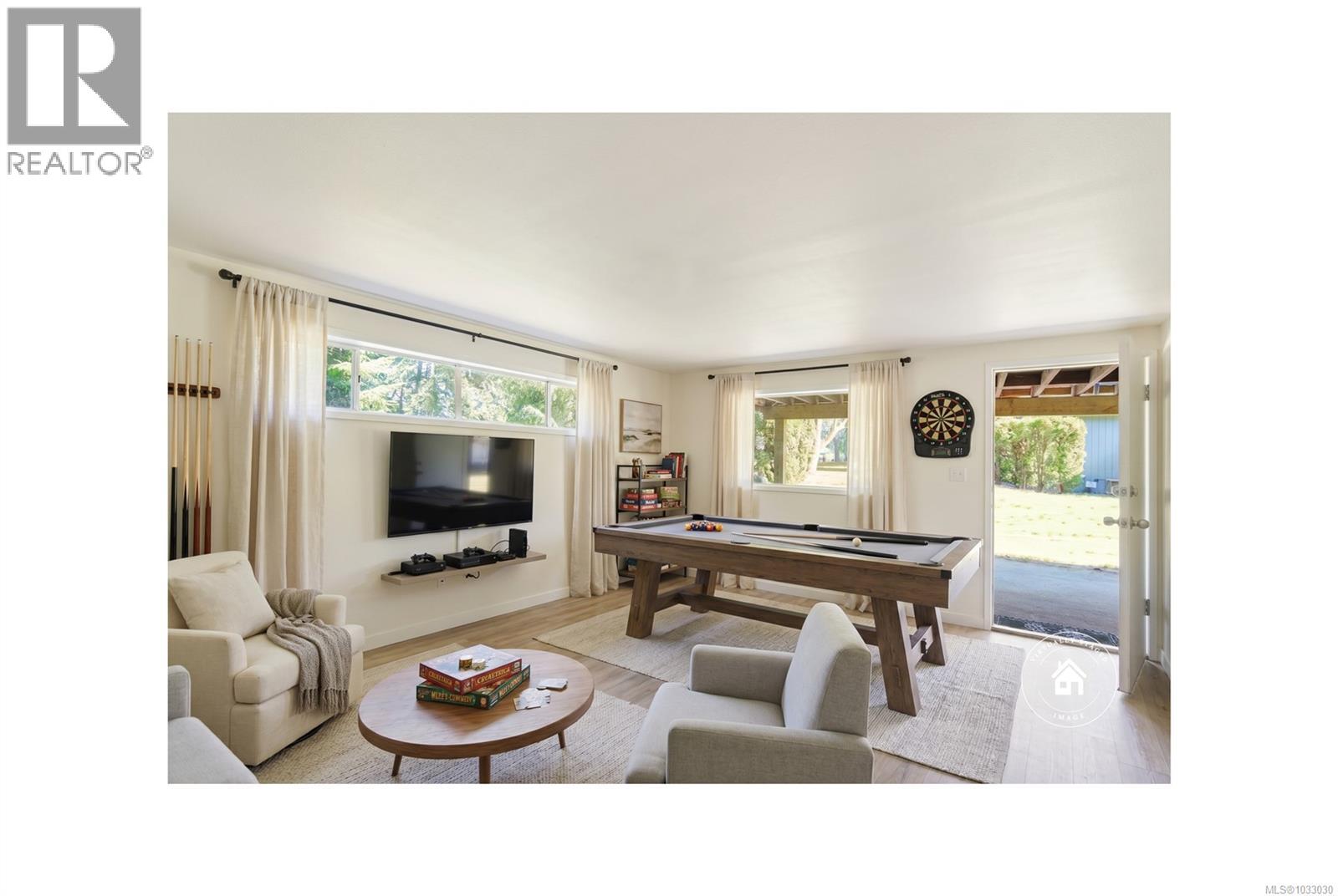 1747 Cedar Rd NE - 25