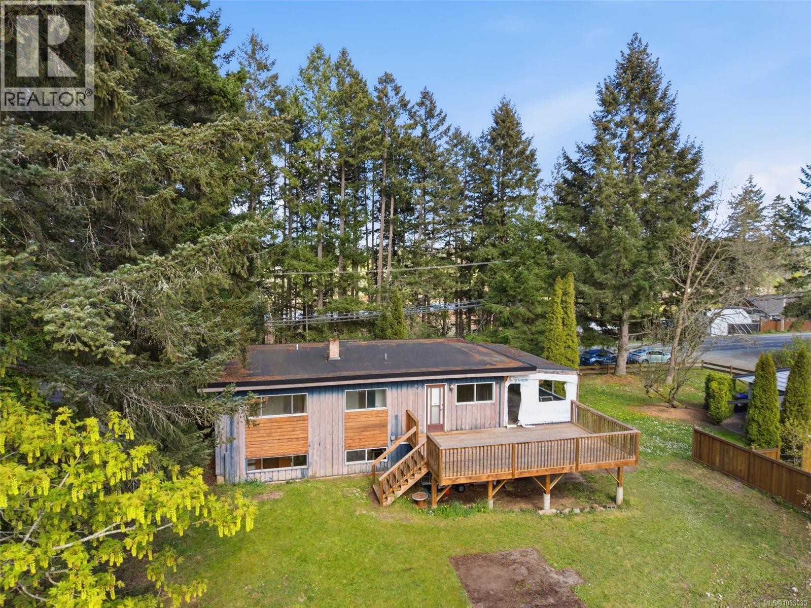 1747 Cedar Rd NE - 35
