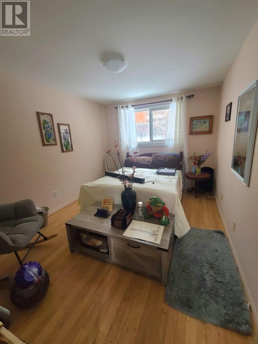 8 Capital PL, Elliot Lake, Ontario, P5A1P8 — Photo 11