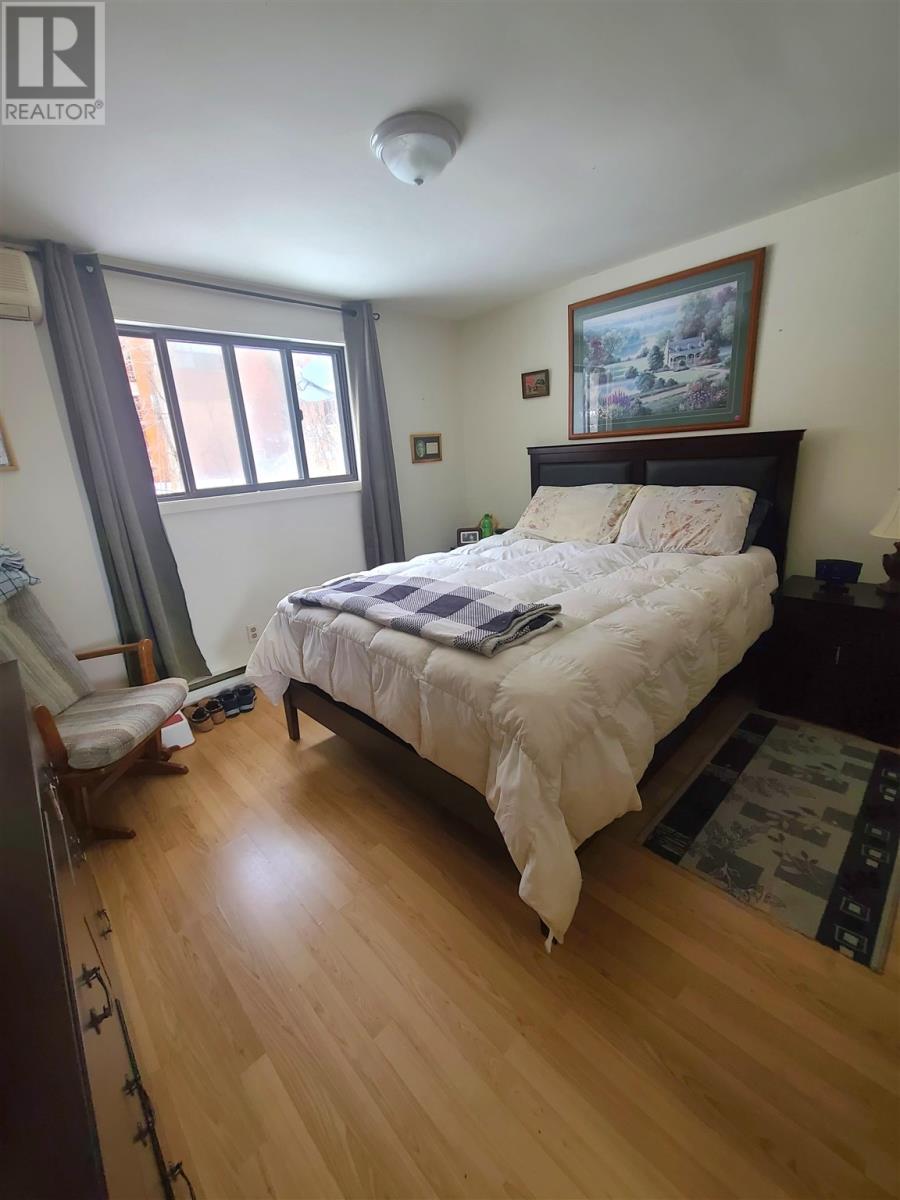 8 Capital PL, Elliot Lake, Ontario, P5A1P8 — Photo 12