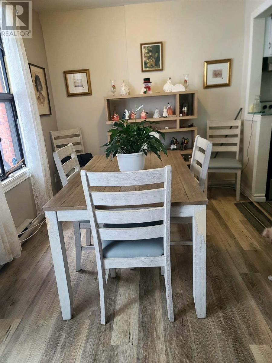 8 Capital PL, Elliot Lake, Ontario, P5A1P8 — Photo 4