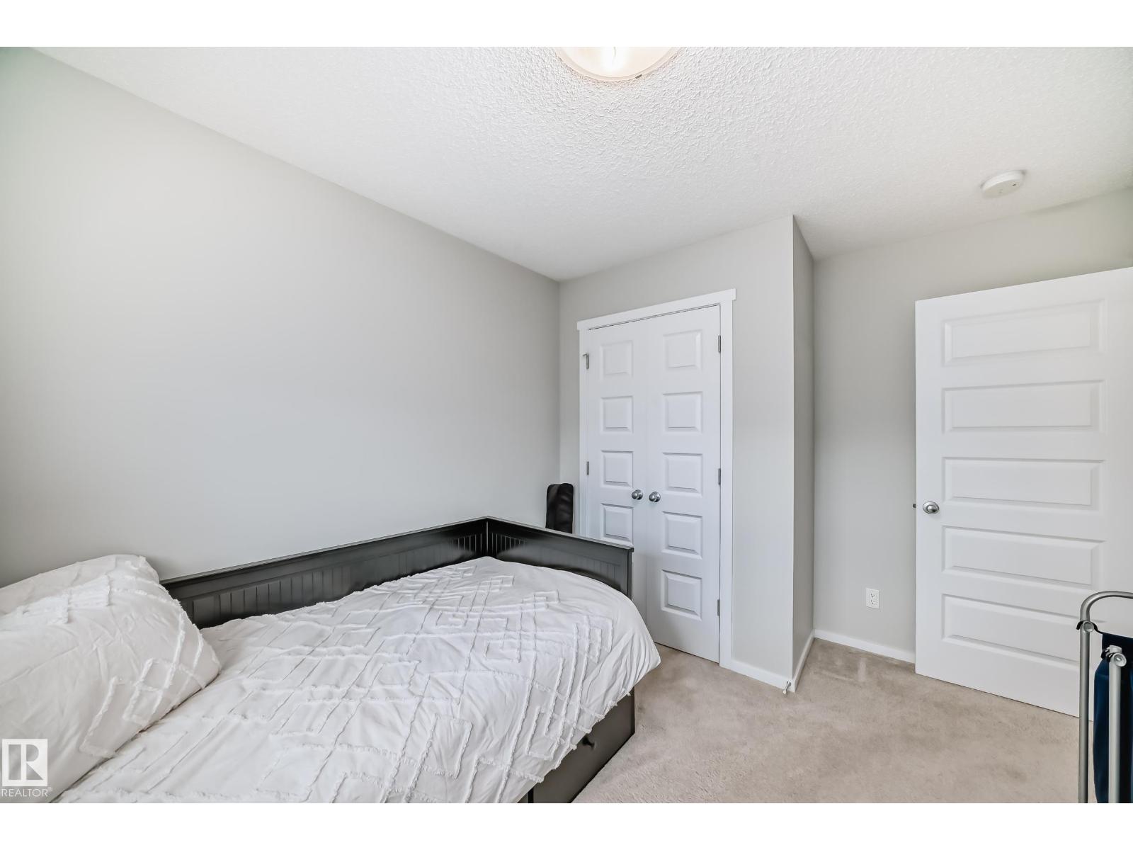 3278 CHERRY CR SW, Edmonton