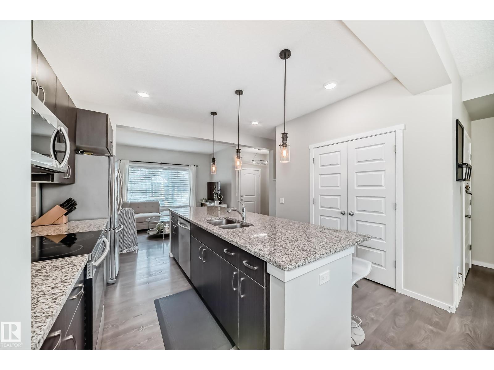 3278 CHERRY CR SW, Edmonton