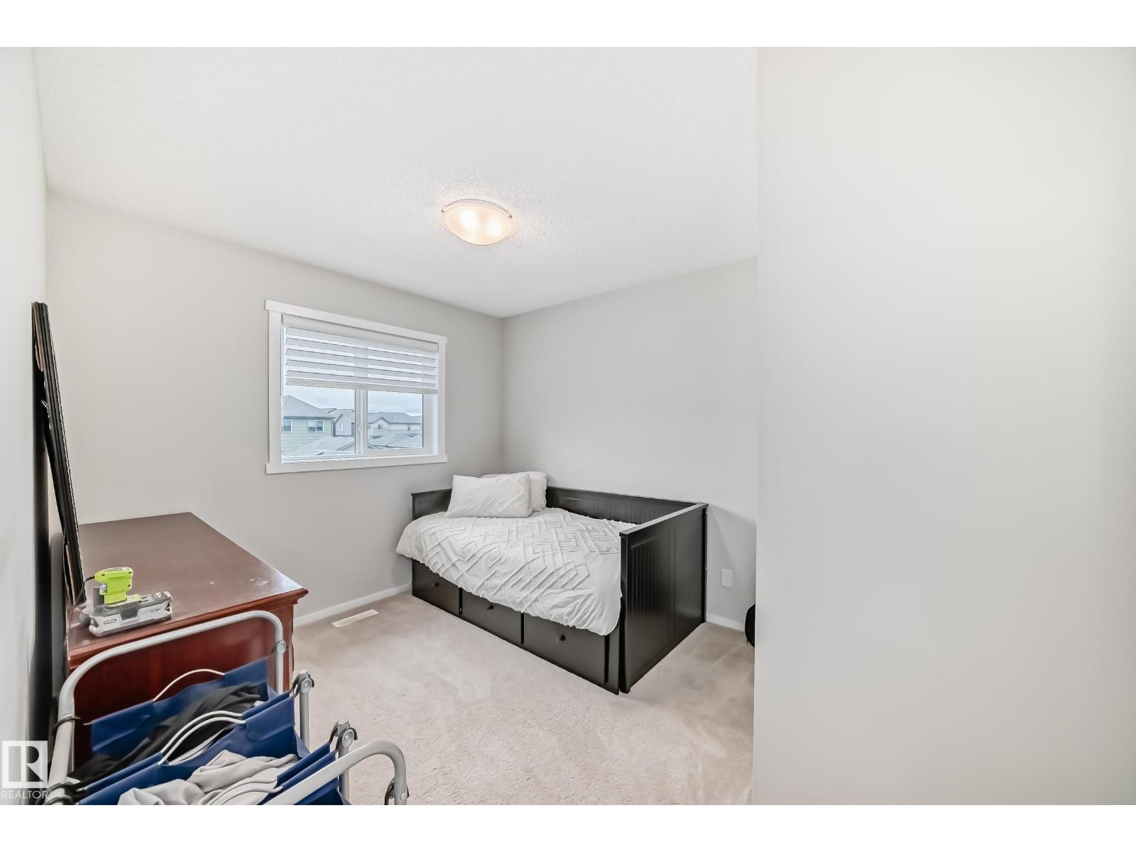 3278 CHERRY CR SW, Edmonton