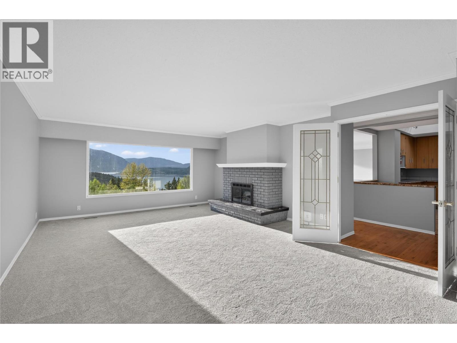 6990 70 Avenue NE - 13