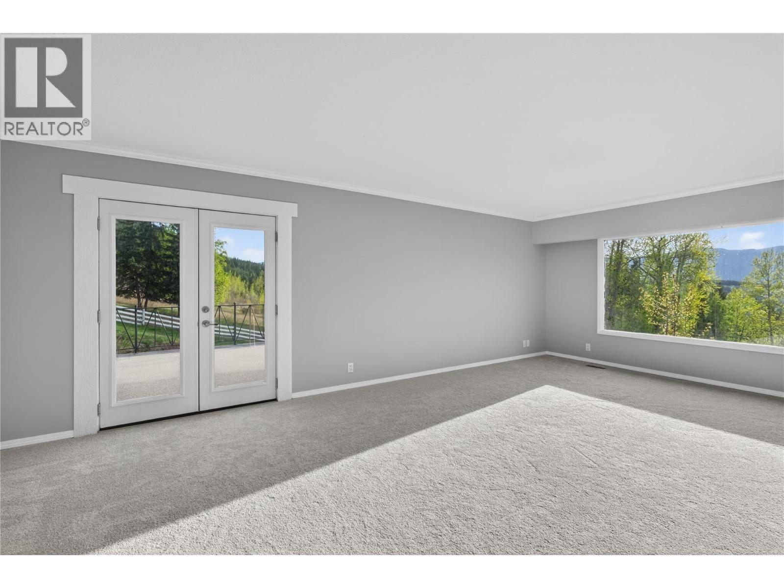 6990 70 Avenue NE - 11