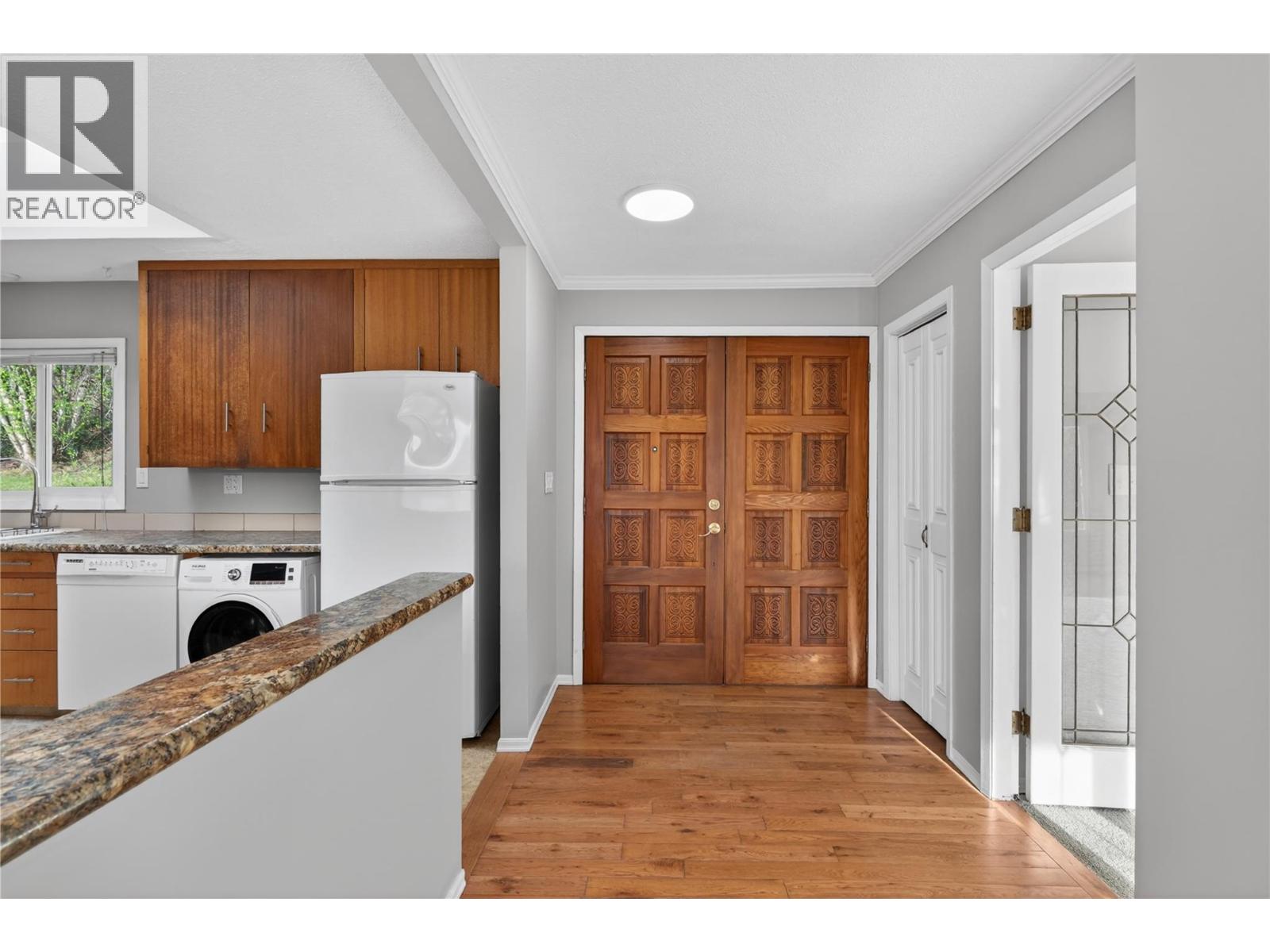 6990 70 Avenue NE - 19