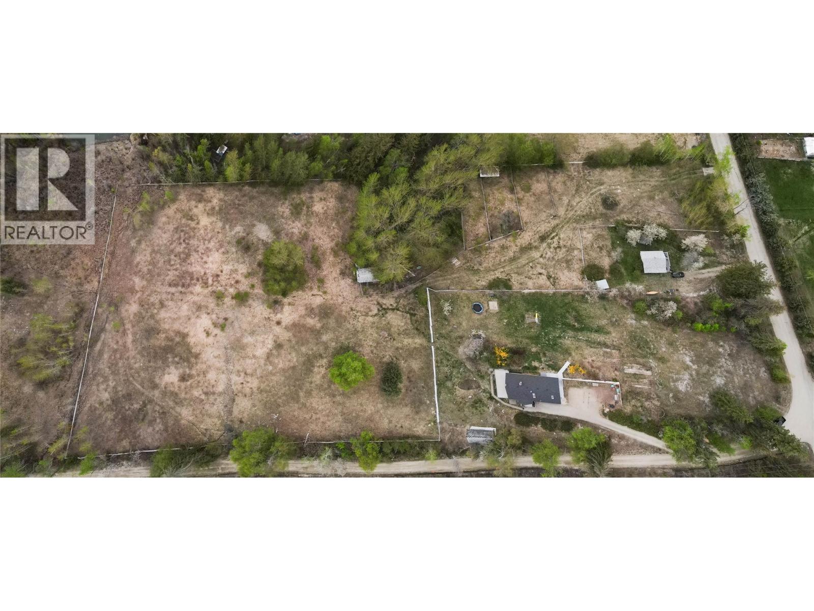 6990 70 Avenue NE - 9