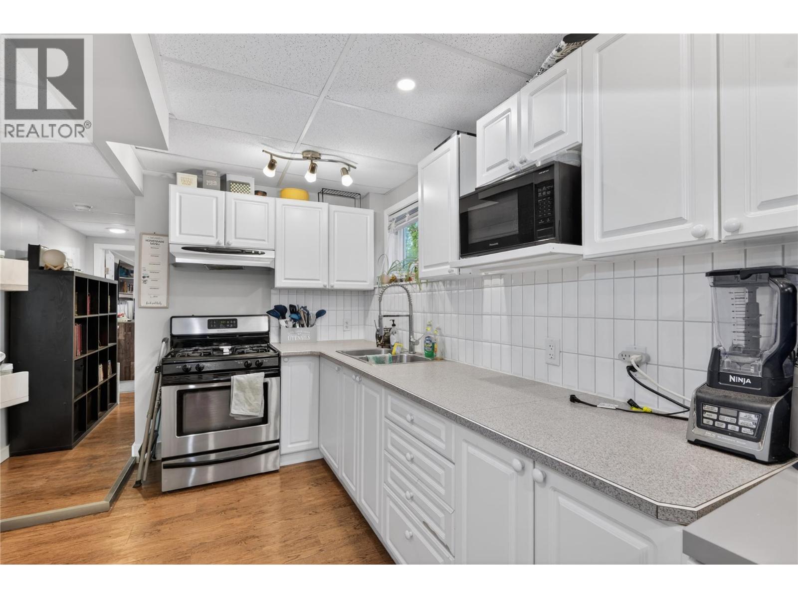 6990 70 Avenue NE - 47