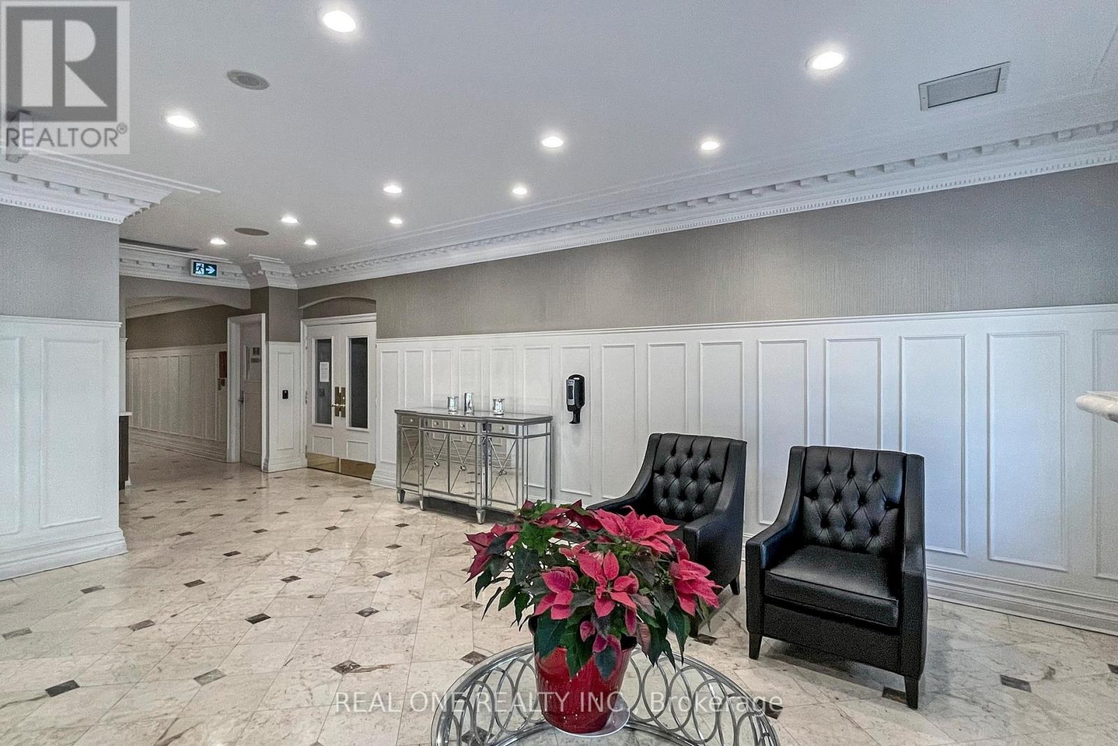 #1203 88 GRANDVIEW WAY - 5
