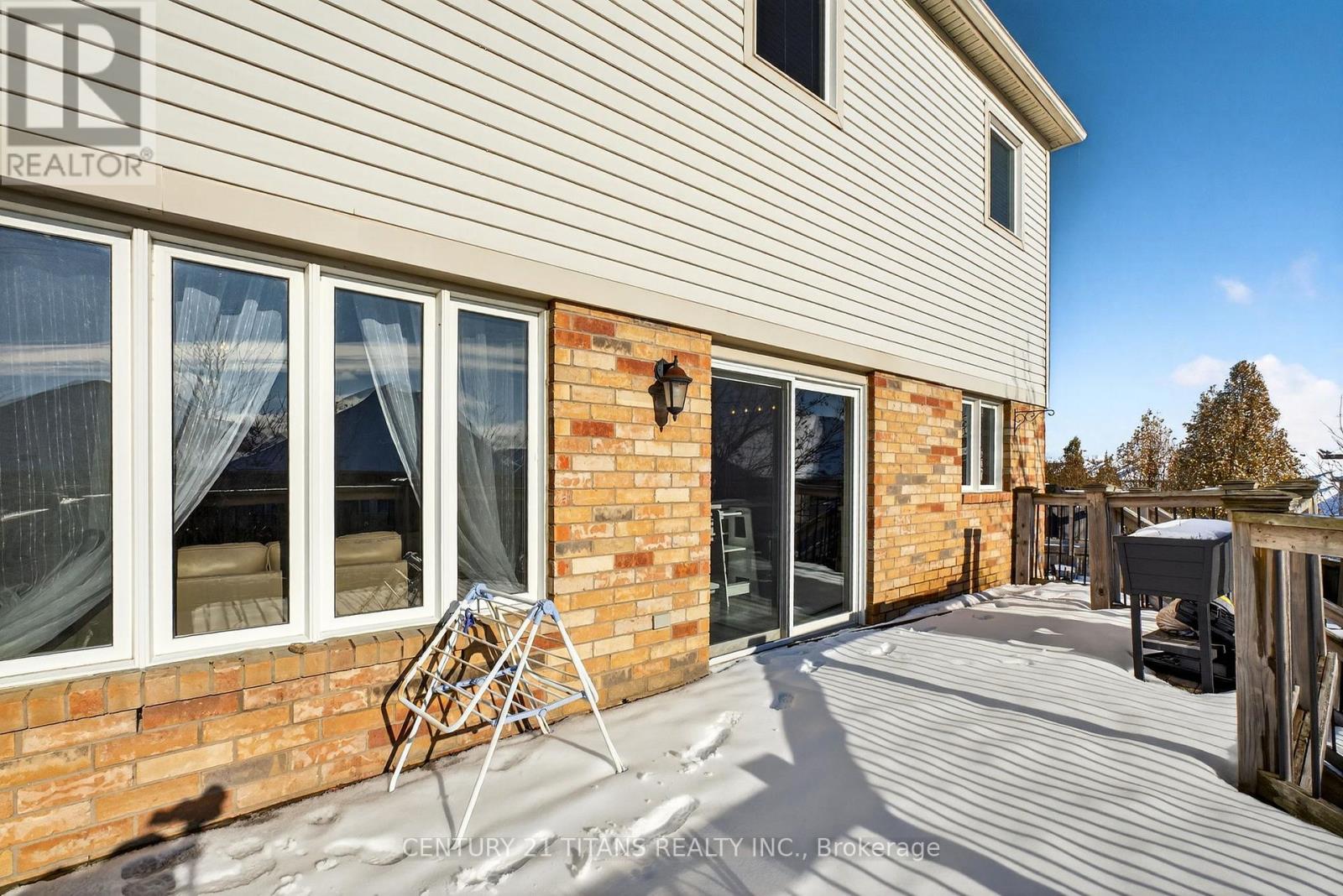 1214 HARLSTONE CRESCENT - 18