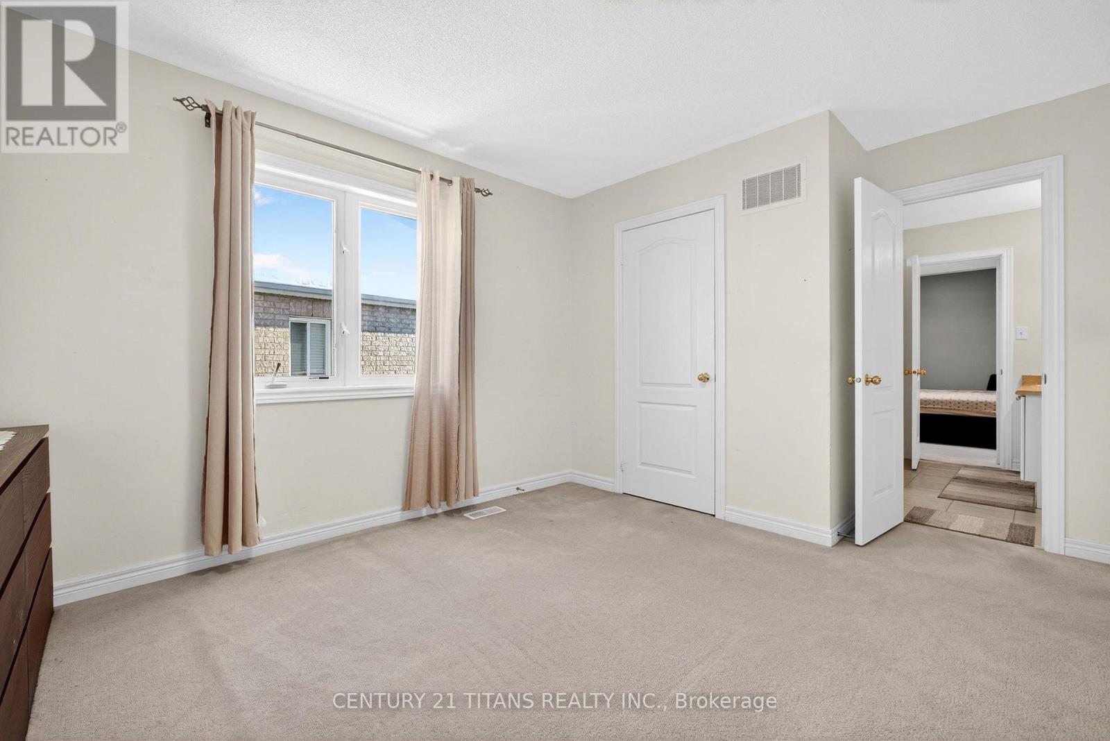 1214 HARLSTONE CRESCENT - 35