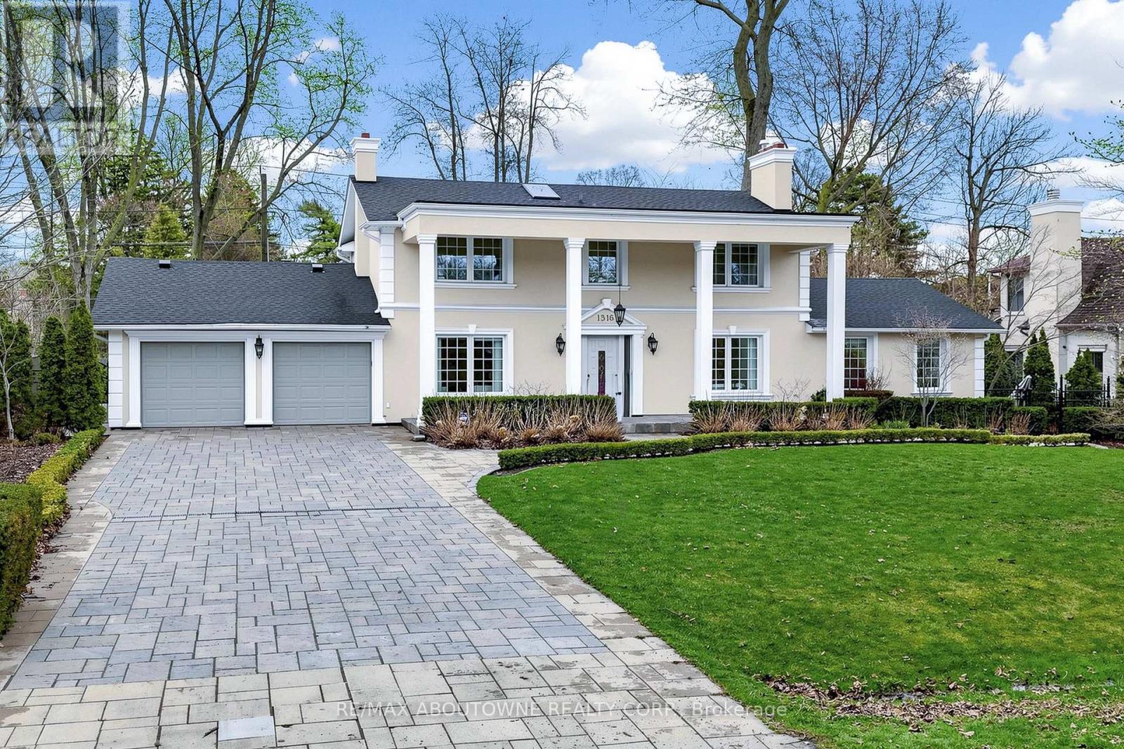 1316 CAMBRIDGE DRIVE - Image 2